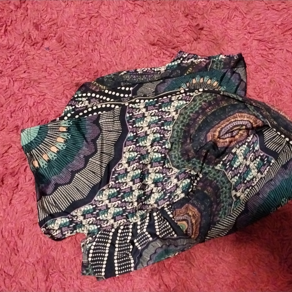 #134 Beautiful Pants - Picture 2 of 5